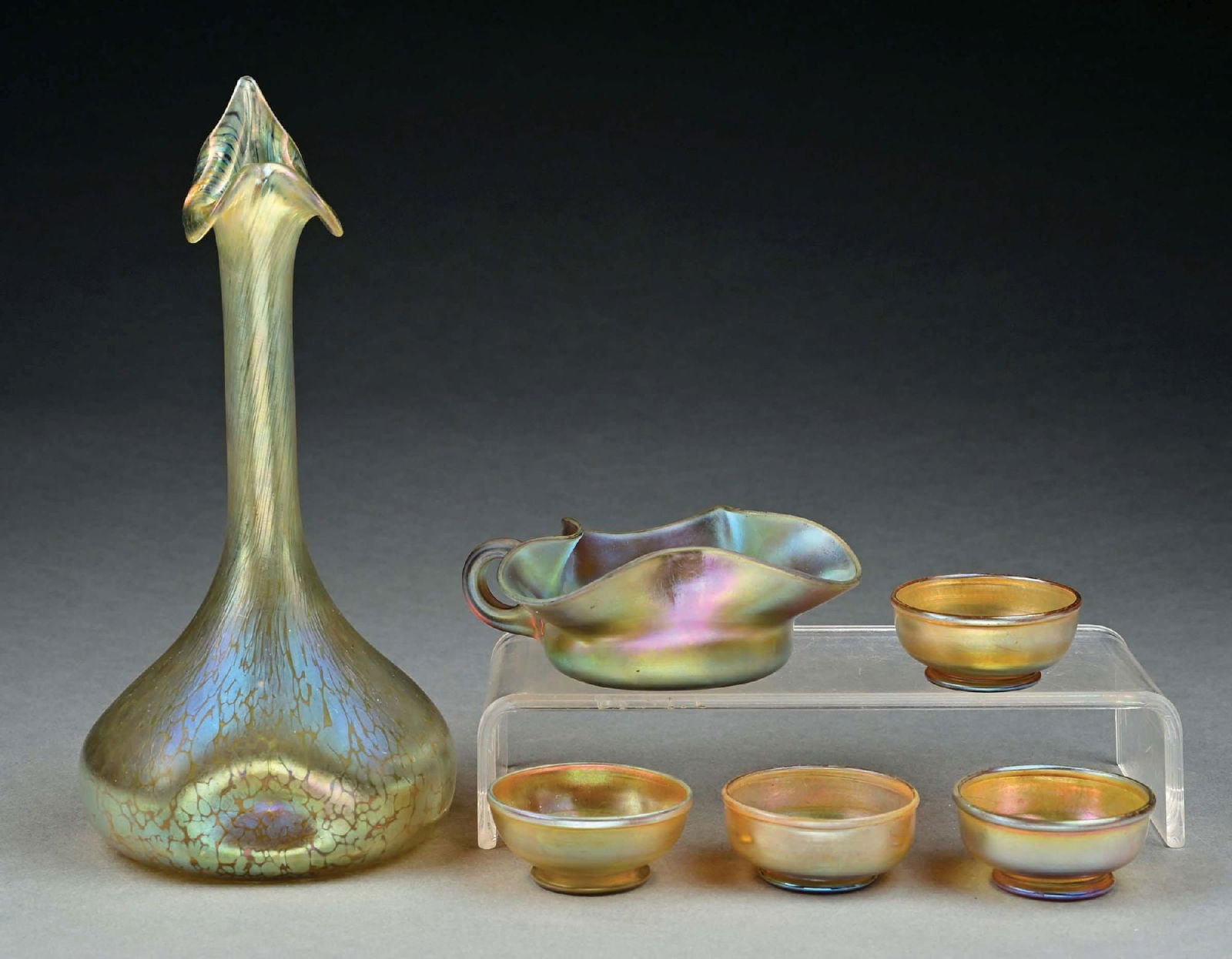 LOT OF 6: ART GLASS PIECES (1 of 4)