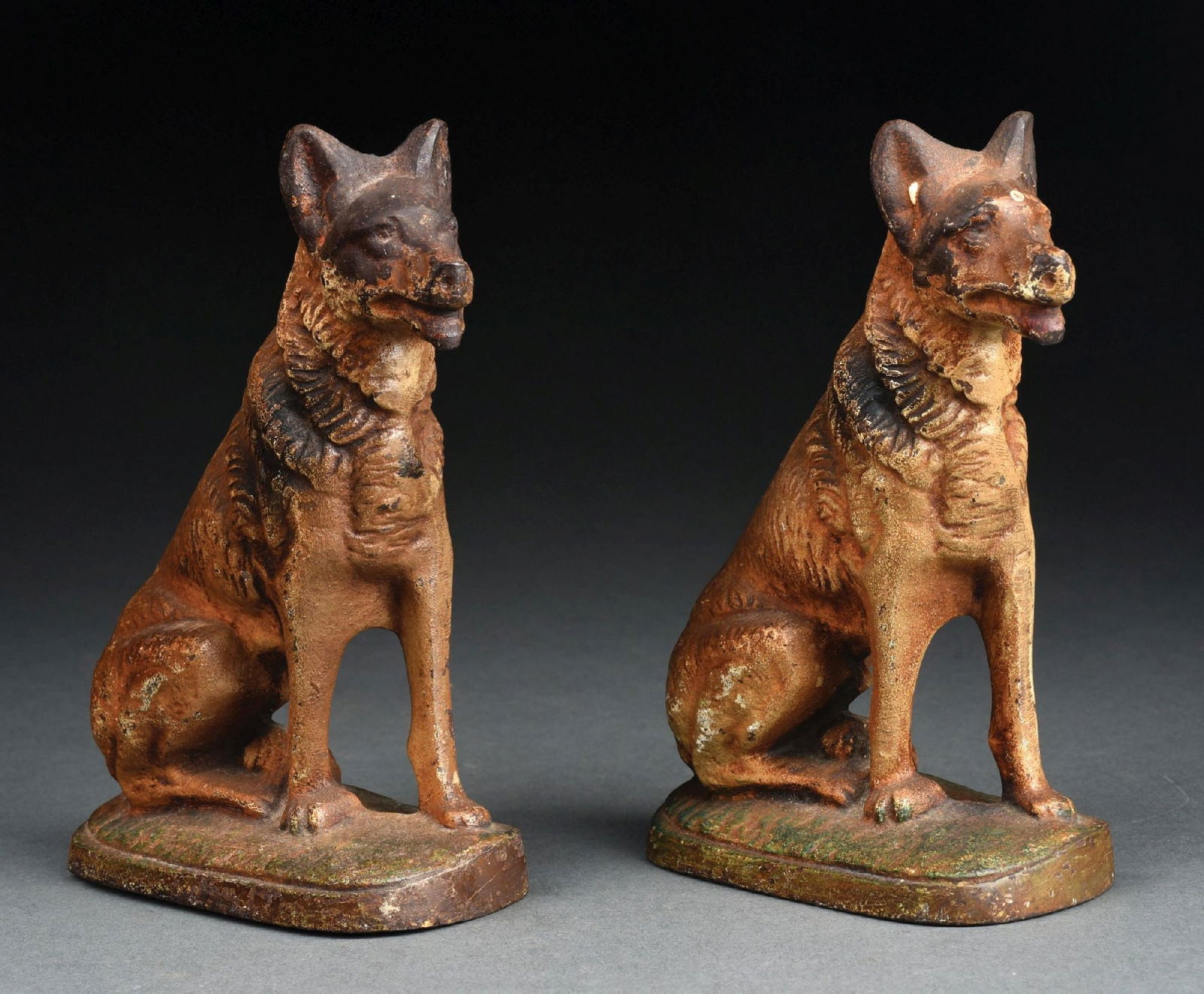 PAIR OF CAST IRON DOG BOOKENDS (1 of 4)