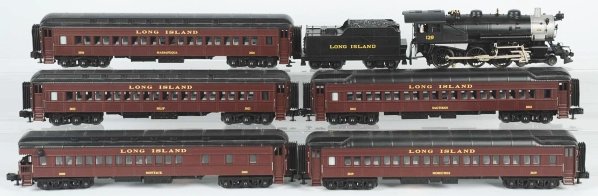 Lionel Long Island Passenger Train Set.: Contemporary. Includes no. 138 steam locomotive with matching Long Island tender and five passenger cars. Condition (Excellent).