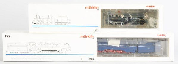 Lot of 2: Marklin HO Train Engines.: Contemporary. Both engines with tenders; one with box marked "3497" and the other "3489". Condition (Near Mint).