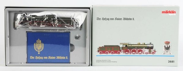 Marklin HO Kaiser Engine & Tender.: Contemporary. Includes a special Kaiser Wilhelm II in original box marked "2681" and "Digital HO". Condition (Excellent - Near Mint).