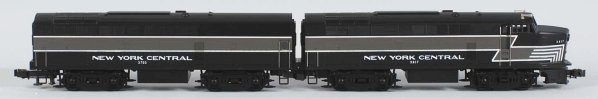 Weaver Diesel Train Set.: Contemporary. Baldwin Sharknose A & B unit. New York Central lightning stripe no. 3817. Includes original box. Condition (Near Mint).