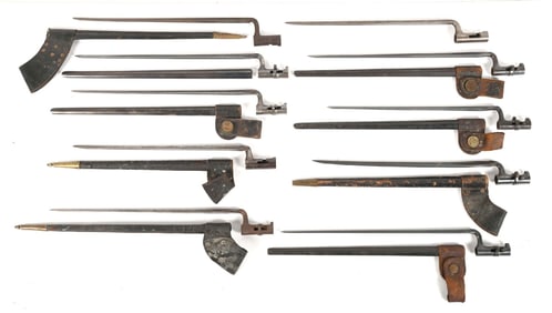 LOT OF 10: TRAPDOOR AND OTHER SOCKET BAYONETS.