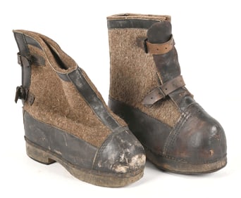 GERMAN WWII SENTRY BOOTS.