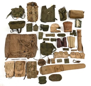 LARGE LOT OF US WWI-WWII FIELD GEAR AND EQUIPMENT.