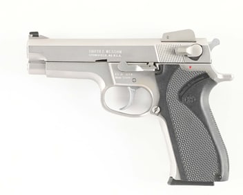 (M) SMITH & WESSON 5906 9MM SEMI AUTOMATIC PISTOL.
