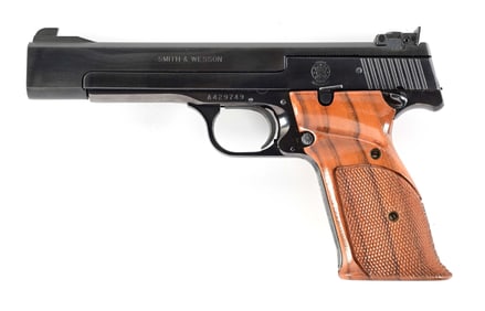 (M) SMITH & WESSON MODEL 41 SEMI-AUTOMATIC TARGET PISTOL.