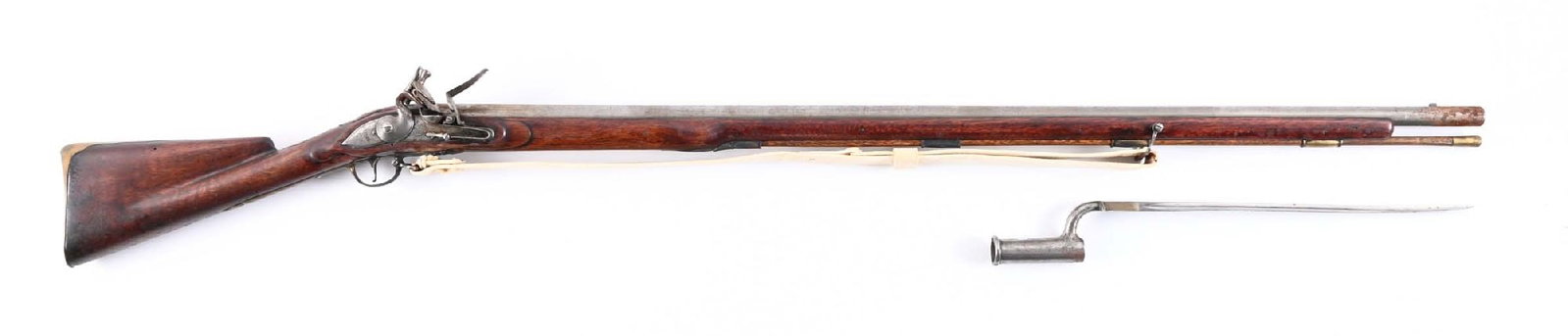 (A) REPRODUCTION OF AN EARLY LONG LAND PATTERN BROWN BESS FLINTLOCK MUSKET WITH BAYONET.: A quality rendition of a very early British Long Land musket before the standardized 1742. Metal components remain in the white with some areas of patina and oxidation. Early banana style lockplate wi