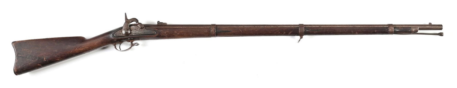 (A) SCARCE NORWICH MODEL 1861 PERCUSSION CONTRACT MUSKET.: 25000 made in 1863-64 under contract to Norwich Arms Co. This example is dated 1863 and stamped on lock with Norwich and US eagle. Barrel breech has VP eagle head. Features full length walnut stock, t