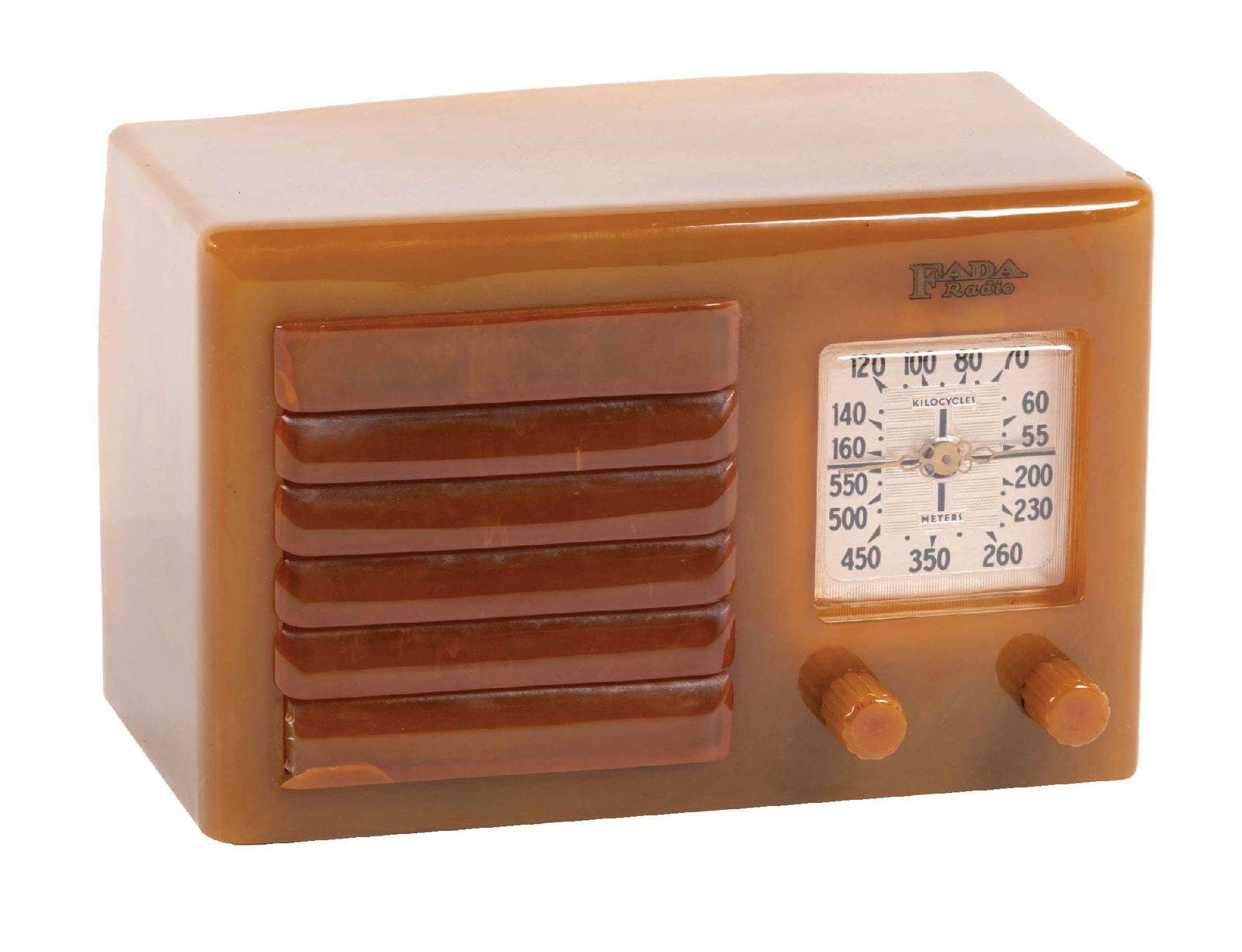 FADA CATALIN RADIO MODEL 5F60 (1 of 4)