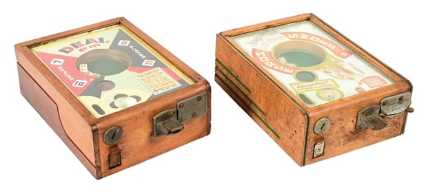 PAIR OF SPINNER DICE TRADE STIMULATORS