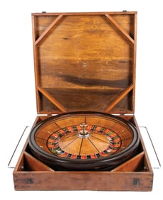 ROULETTE WHEEL IN ORIGINAL WOODEN CASE