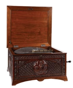 REGINA CARVED CASE ORNATE DISC MUSIC BOX