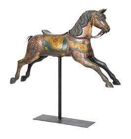 BEAUTIFUL WOODEN CAROUSEL HORSE