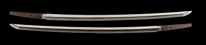 A SUE-KOTO KATANA BY KANABO MASATSUGU, WITH KOSHIRAE AND NBTHK PAPERS.