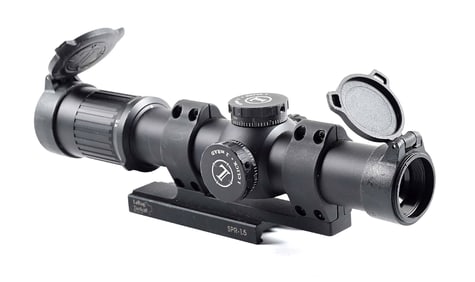 LEUPOLD MARK 6 1-6X20 SCOPE ON QD MOUNTS.