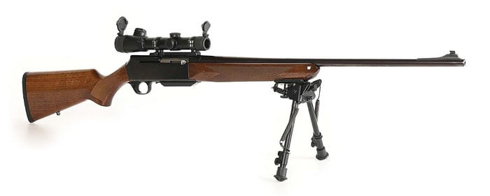 (M) BROWNING BAR SEMI AUTOMATIC RIFLE IN 7MM MAGNUM.