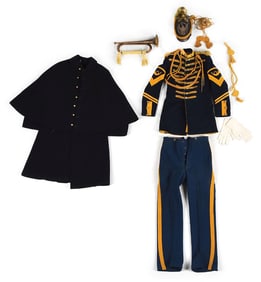 US INDIAN WARS 7TH CAVALRY CHIEF BUGLER'S UNIFORM GROUPING.