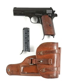 (C) WWII GERMAN FEMARU MODEL 37(U) SEMI-AUTOMATIC PISTOL WITH HOLSTER