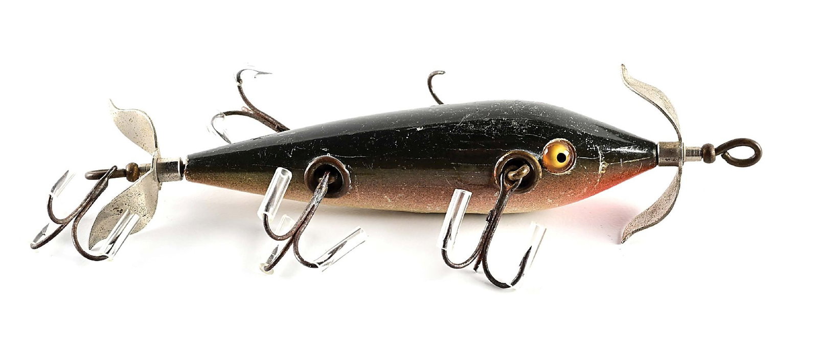 EARLY BLUSH CHIN HEDDON 151: This Minnow dates to late 1904 / early 1905 and sports the rare red blush chin in lieu of hand painted gills. Finished in early Rainbow, its dark back extends more than half way down the sides, blendi