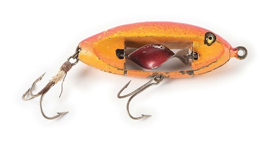 SMALL BASS SIZED CHIPPEWA IN RED & YELLOW