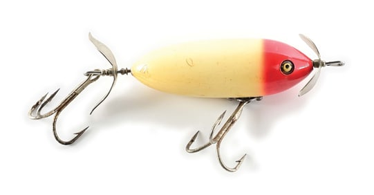 HEDDON RED & WHITE MUSKY SURFUSSER