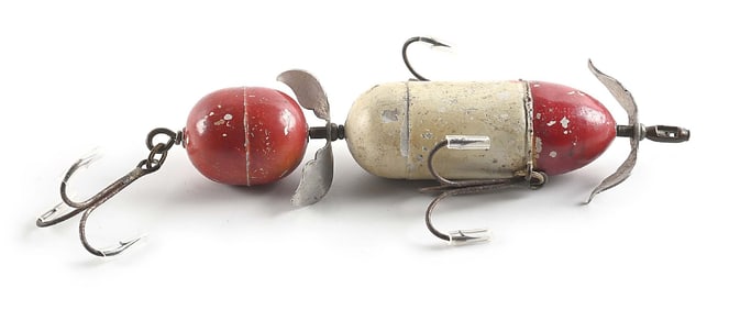 RED & WHITE SHAKESPEARE MUSKY REVOLUTION