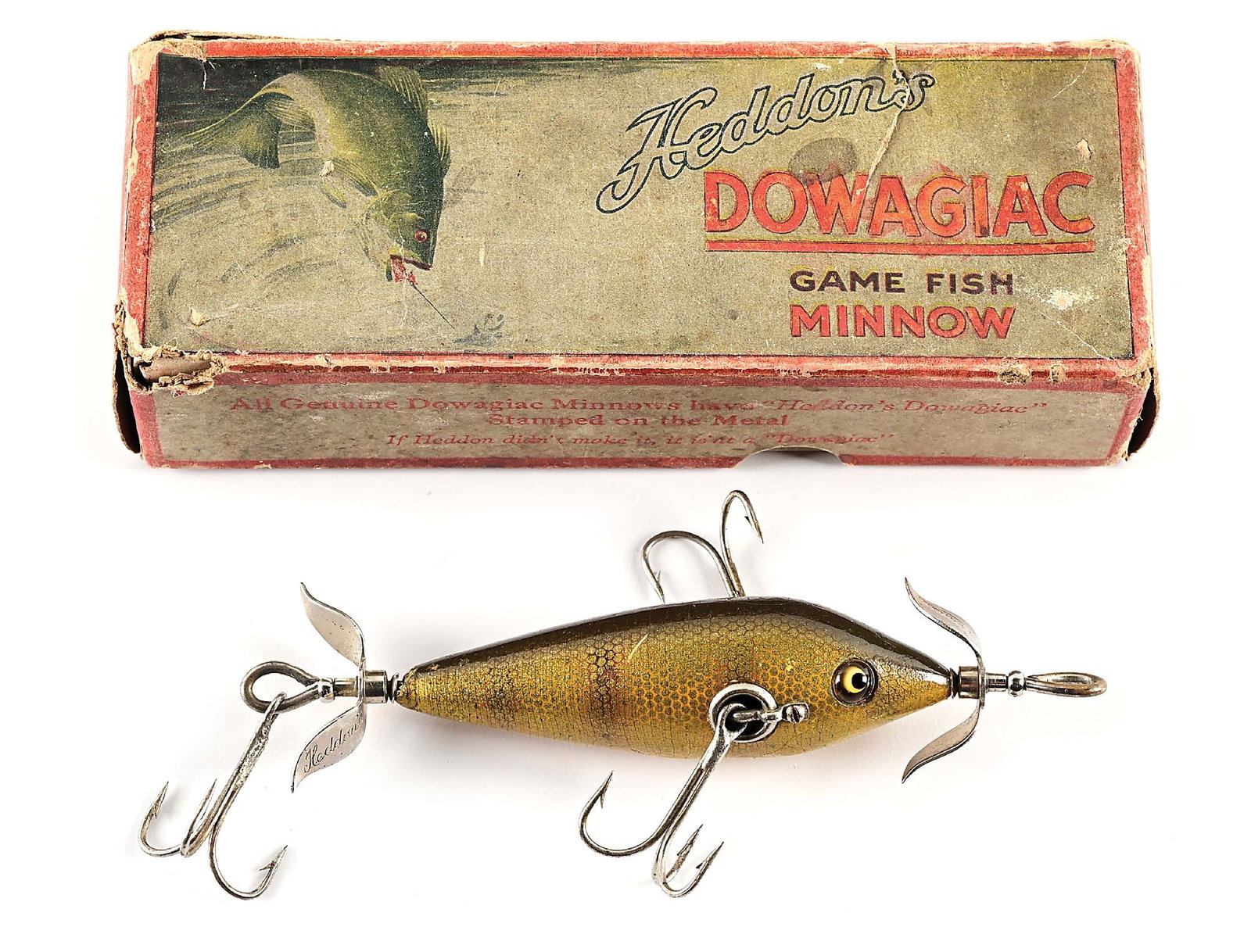 PERCH SCALE DOWAGIAC MINNOW IN THE BOX: Yellow Perch Scale was a catalogued color from about 1920 until near the end of the model’s run in the early 1940s. This example, nicer than most, comes in its box correctly marked 109L. A nicel