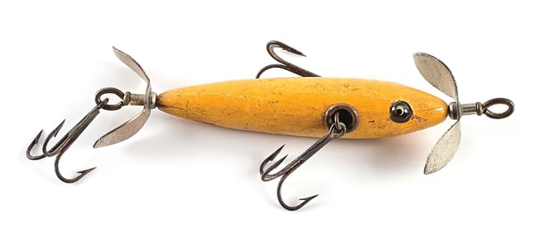SHAKESPEARE NO 33 RHODES WOODEN MINNOW IN YELLOW