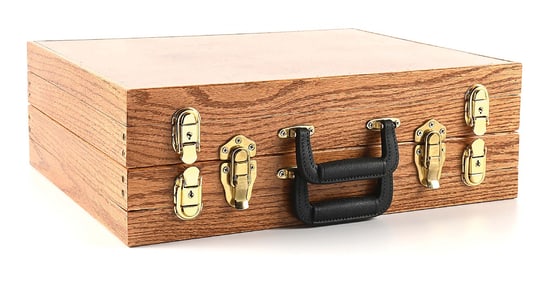 MEDIUM WOODEN FOUR PANEL DISPLAY CASE