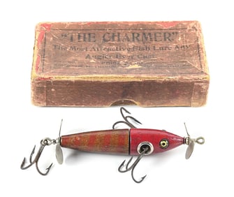GOLD & RED CHARMER IN BOX