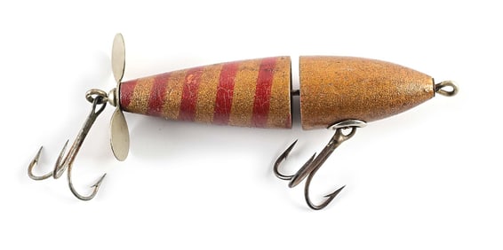 RARE SURFACE CHARMER GOLD, RED STRIPE