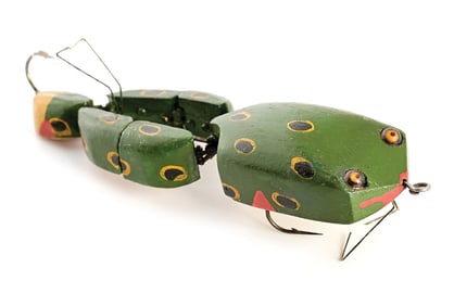 HOSMER’S MECHANICAL FROGGIE IN GREEN