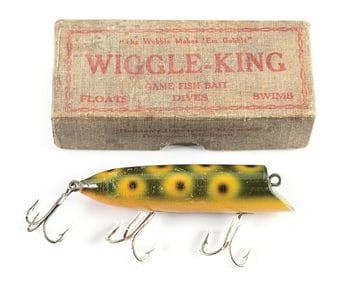 HEDDON WIGGLE KING IN FROG SPOT WITH INTRO BOX