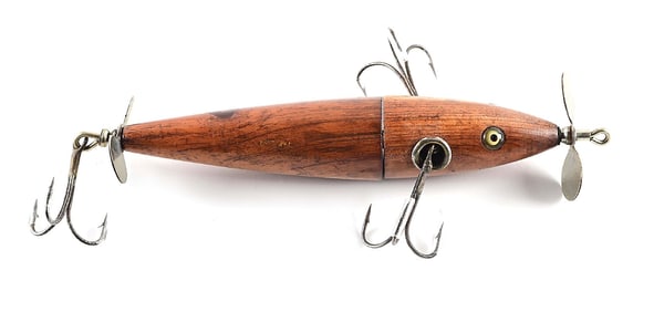 EXCEEDINGLY RARE STORE DISPLAY MUSKY CHARMER