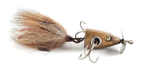 HALF CHARMER WITH BUCKTAIL IN GOLD