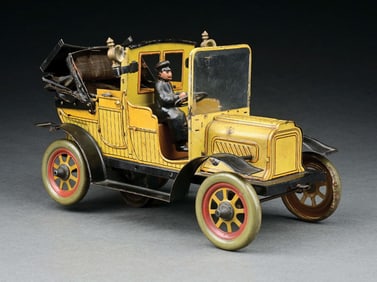 FISCHER TIN LITHO CLOCKWORK CONVERTIBLE TOWN CAR