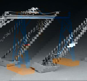 MARKLIN HAND-PAINTED GANTRY CRANE