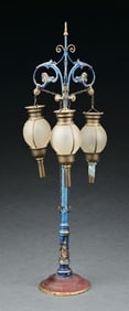 MARKLIN CAT. REF. 2374 HAND-PAINTED TRIPLE GLOBE LAMP POST