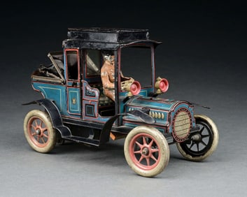 GUNTHERMANN TIN LITHO CONVERTIBLE TOWN CAR W/ HAND-PAINTED DRIVER