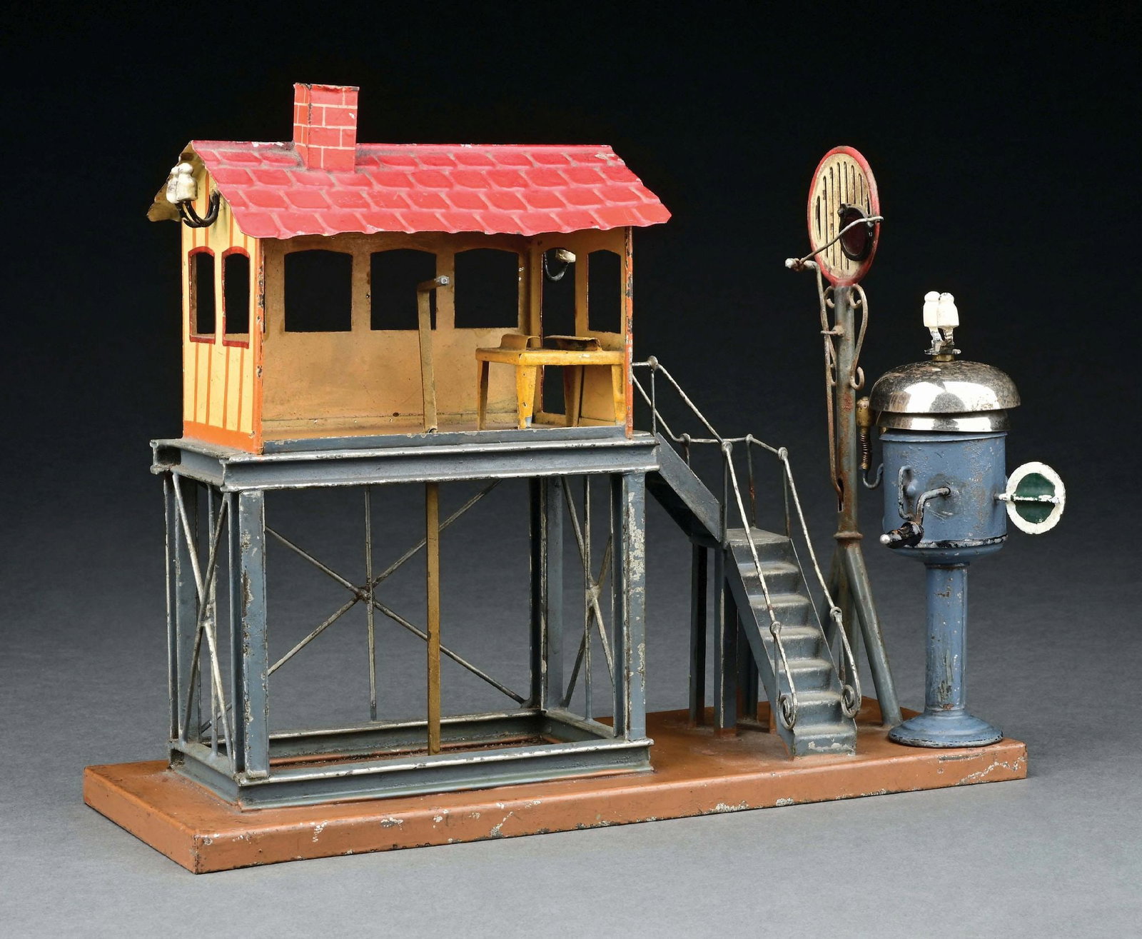 MARKLIN HAND PANTED O GAUGE SWITCH TOWER: c. 1900-1902. Original deluxe bell. Signal has been replaced. CONDITION: Excellent. Item Dimensions: 11 - 1/2" x 4 - 1/2" x 9".