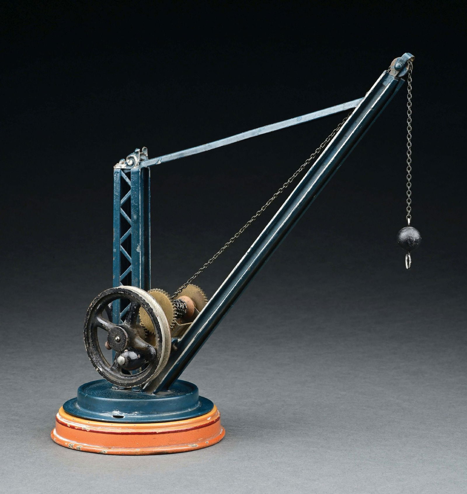 MARKLIN HAND-PAINTED RAILROAD CRANE: C. 1905-1910. CONDITION: Excellent to near mint. Item Dimensions: 8" x 4" x 9".