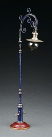MARKLIN HAND-PAINTED ELECTRIC LAMP POST