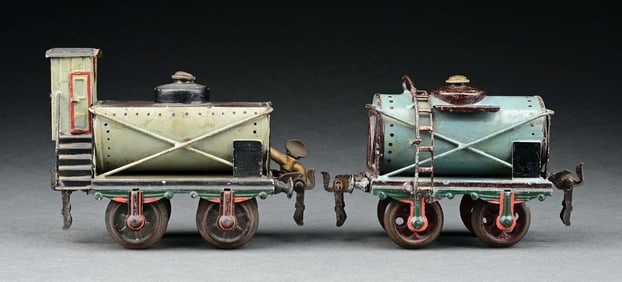 LOT OF 2: MARKLIN HAND-PAINTED 4-WHEEL TANK CAR & TAR WAGON