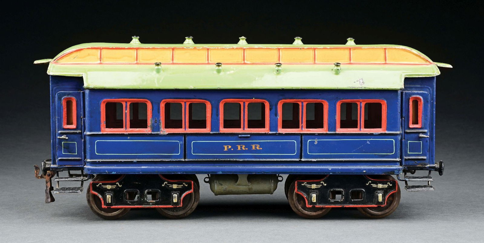 MARKLIN II GA. BLUE P.R.R. DELUXE COACH: Deluxe interior and external features including air tanks, extra air vents, very scarce features for an American market coach. CONDITION: Excellent to near mint. Item Dimensions: 15" x 4 - 1/2" x 6 -