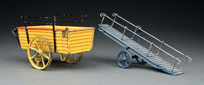 MARKLIN HAND PAINTED LUGGAGE MAIL CART AND RAILROAD LOADING RAMP