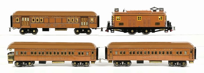 LOT OF 4: AMERICAN FLYER NO. 4677 TRAIN ENGINE AND MAIL CARS