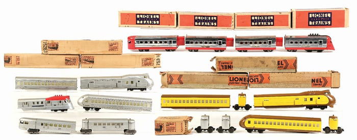 LIONEL STREAMLINER GROUPING