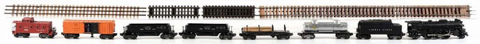LIONEL POST-WAR NO. 2026 FREIGHT TRAIN SET