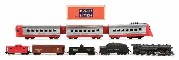 LOT OF 2: LIONEL JUNIOR & 00 SCALE TRAIN SETS